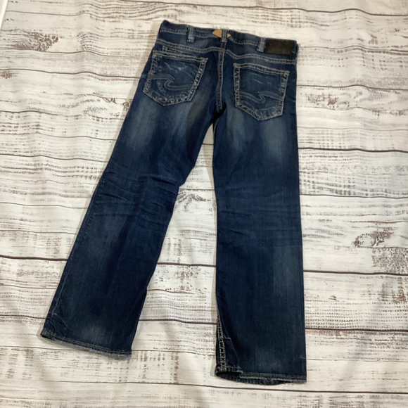 1605. Men’s Silver Dark Blue Boot Cut Jeans Size 33x30 EUC - Picture 2 of 3